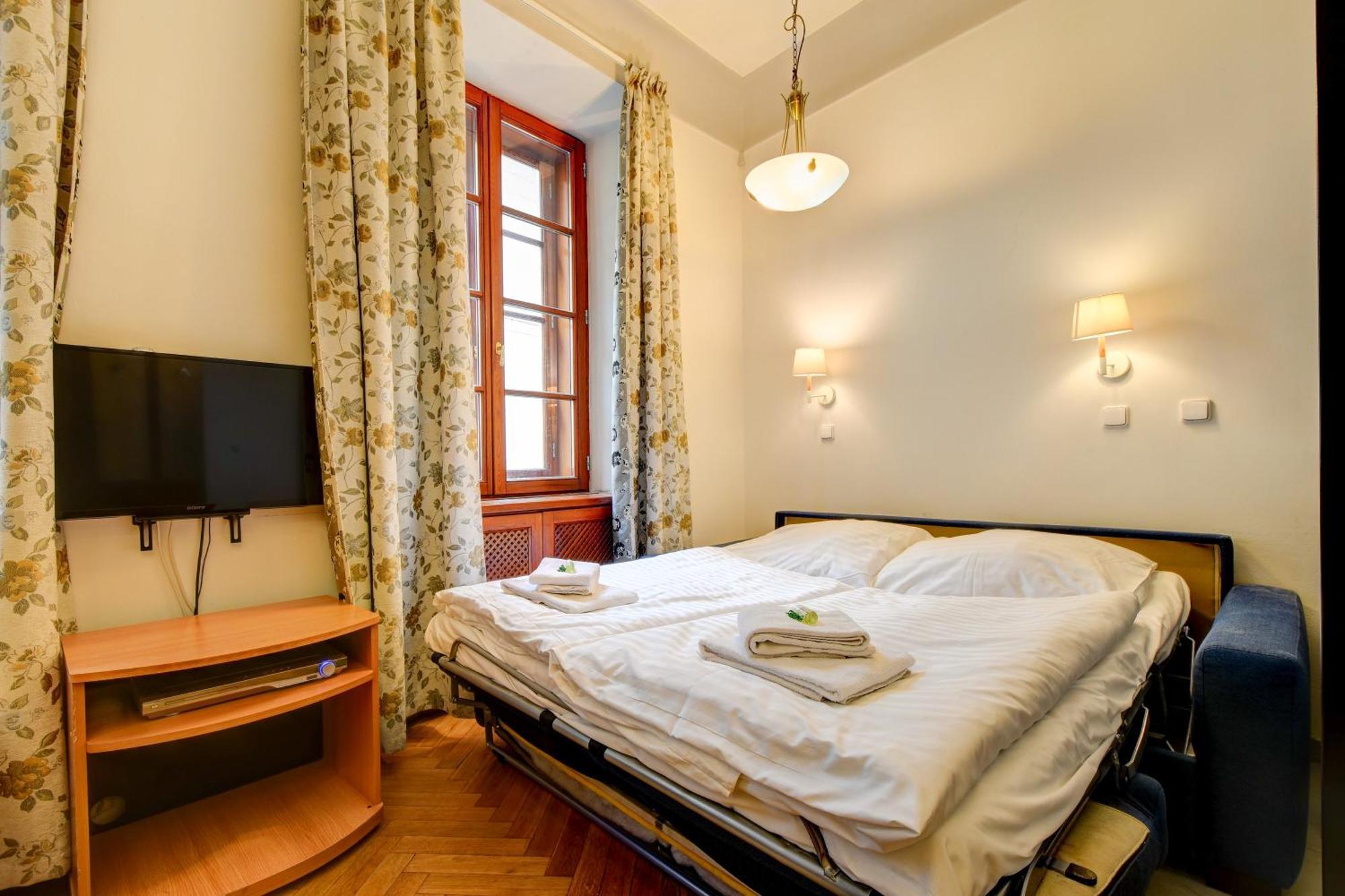 Historic Centre Apartments VIII Prague Exterior photo